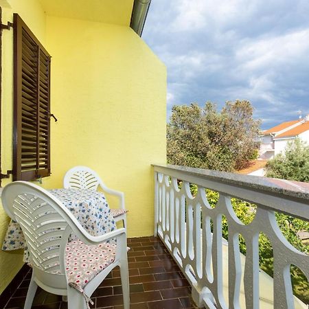קרק Apartment Drago *Cosy & Close To The Beach! מראה חיצוני תמונה