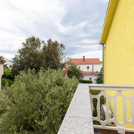 קרק Apartment Drago *Cosy & Close To The Beach! מראה חיצוני תמונה