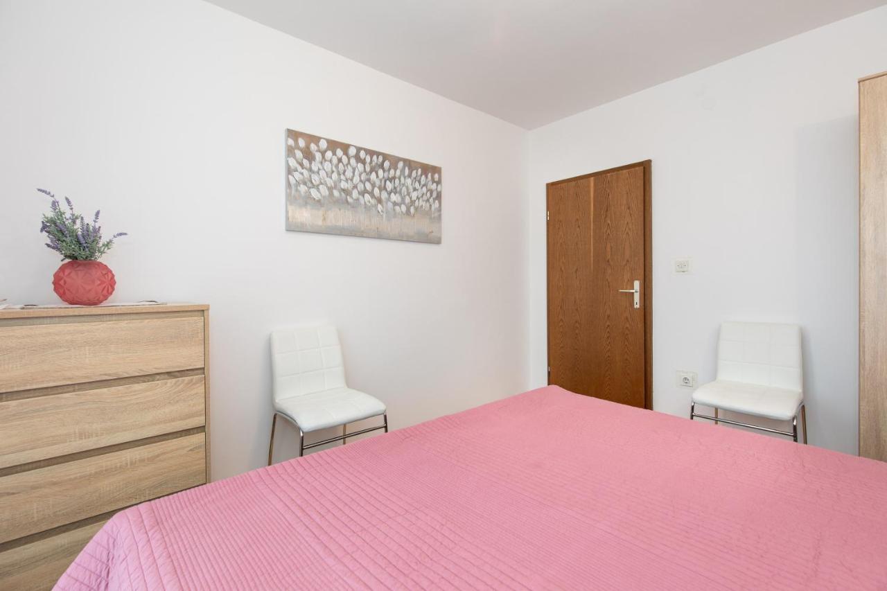 קרק Apartment Drago *Cosy & Close To The Beach! מראה חיצוני תמונה