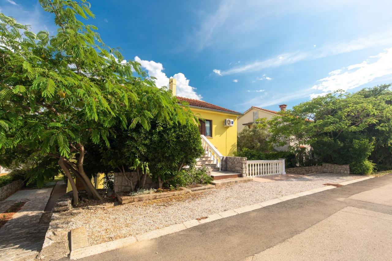 קרק Apartment Drago *Cosy & Close To The Beach! מראה חיצוני תמונה