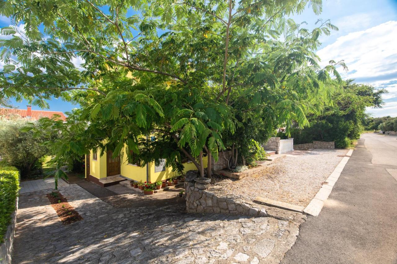 קרק Apartment Drago *Cosy & Close To The Beach! מראה חיצוני תמונה