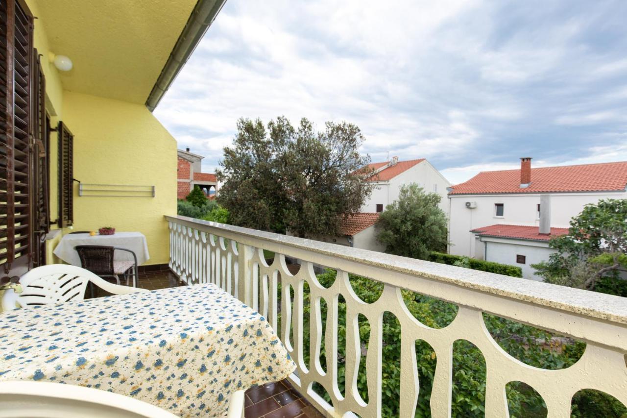 קרק Apartment Drago *Cosy & Close To The Beach! מראה חיצוני תמונה